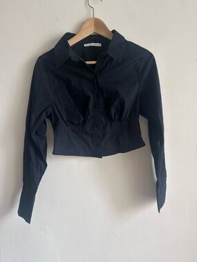 Abercrombie & Fitch Cropped Button-Up Shirt – Black Fitted Poplin Long Sleeve